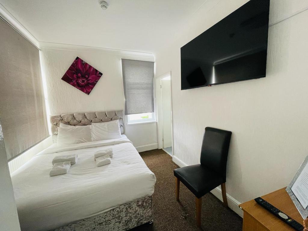Star Hotel, South Leicester Eksteriør billede